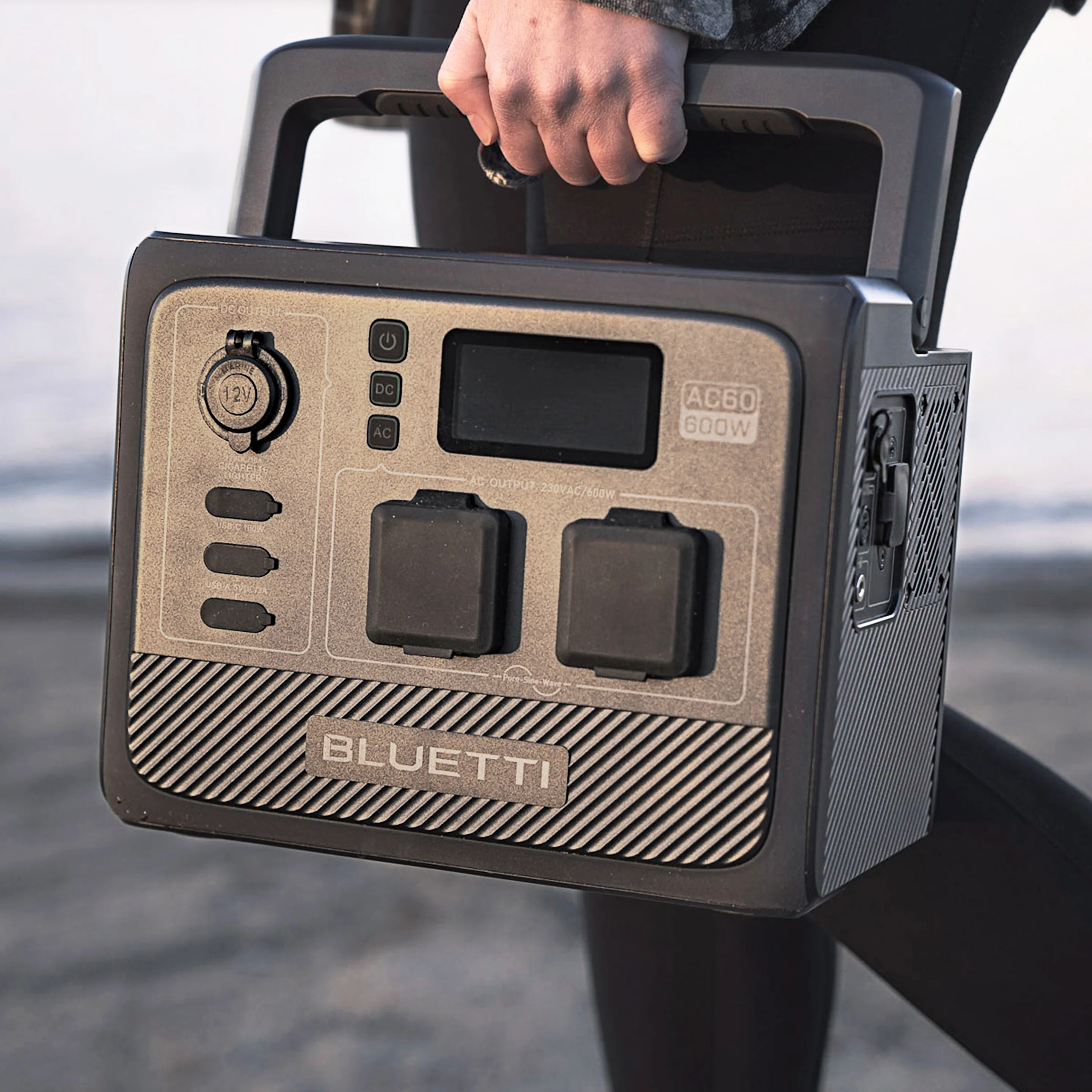 BLUETTI AC60 Portable Power Station | 600W 403Wh - Image 3