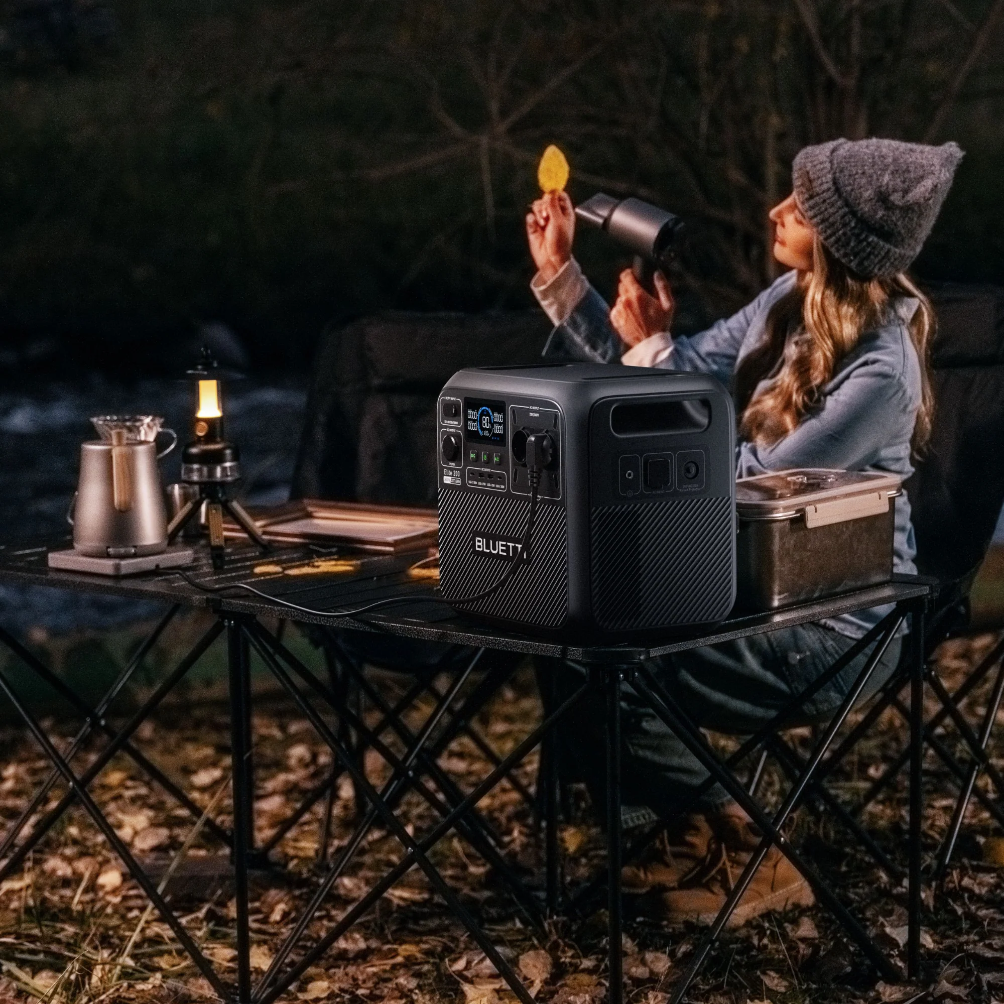 BLUETTI Elite 200 V2+200W Solar Generator Kit - Image 9